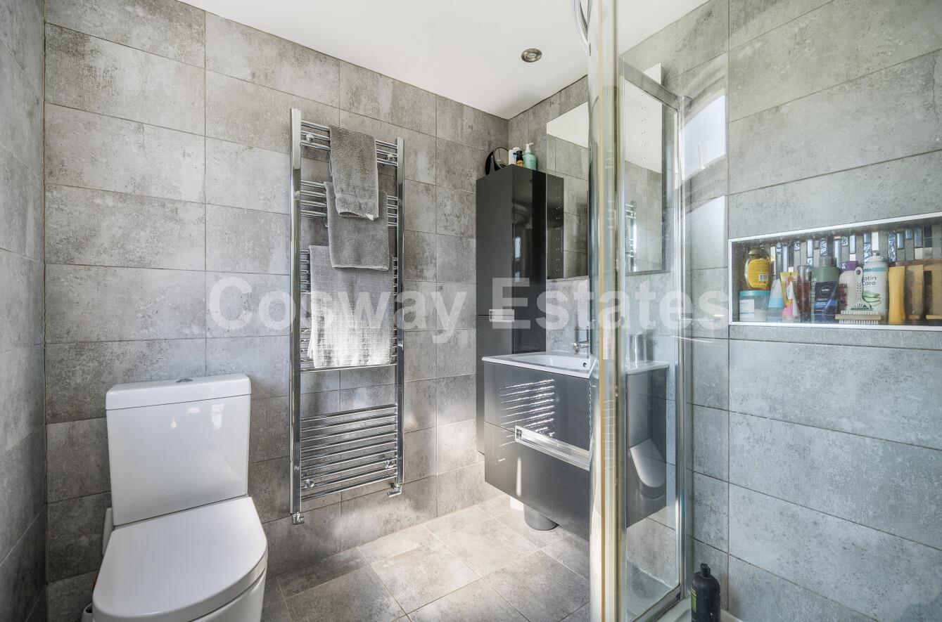 Hale Drive, Mill Hill, NW7, London